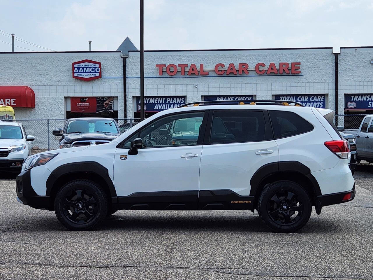 Used 2022 Subaru Forester Wilderness image 2