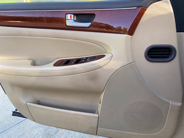 Used 2013 Hyundai Genesis 3.8 RWD image 25