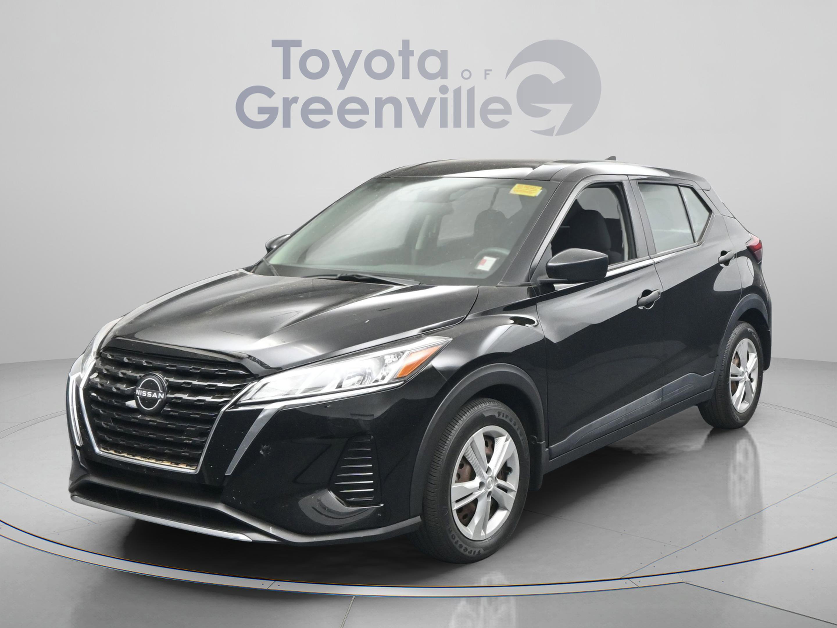 Used 2022 Nissan Kicks S image 25