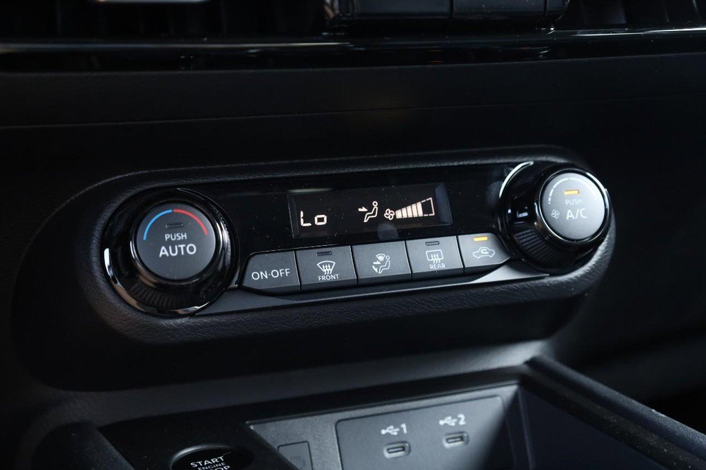 New 2026 Nissan Kicks SV image 14