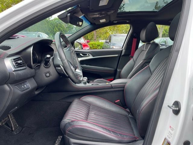 Used 2023 Genesis G70 2.0T w/ Sport Prestige Package RWD image 8
