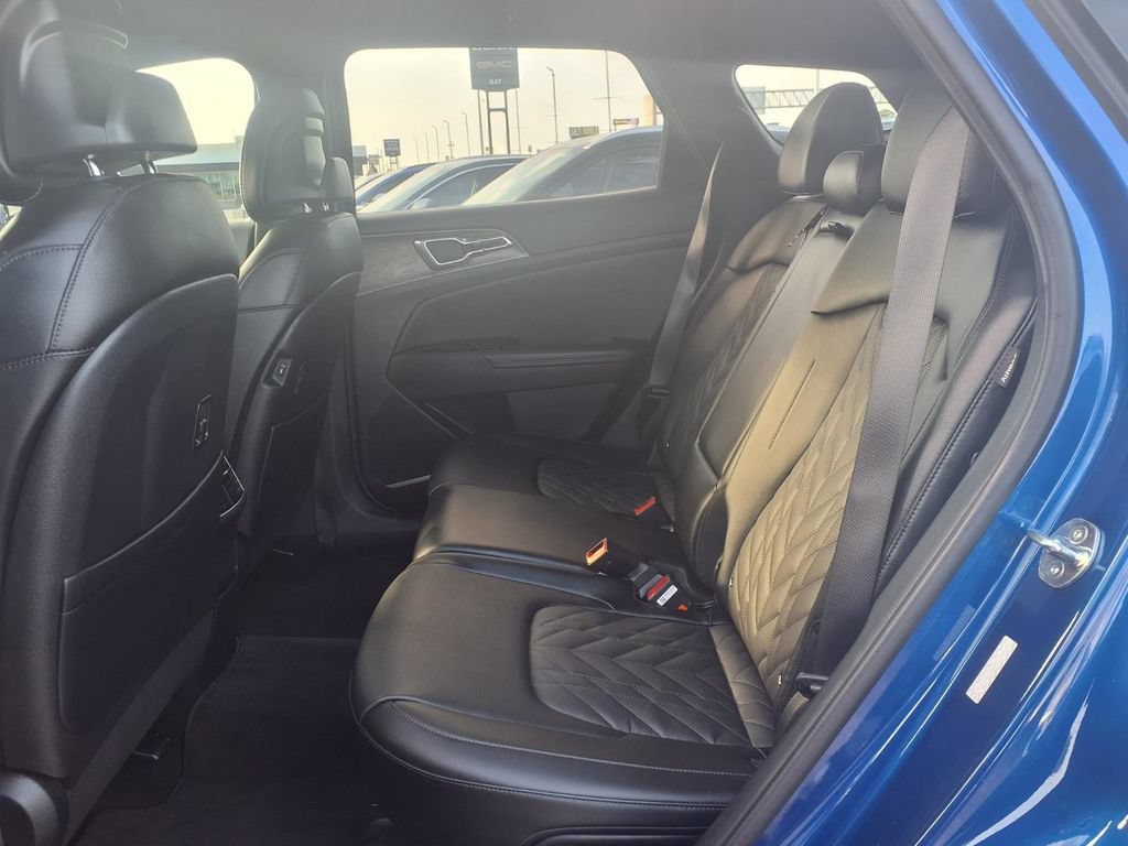 Certified 2024 Kia Sportage X-Line w/ X-Line Premium Package AWD/4WD image 17