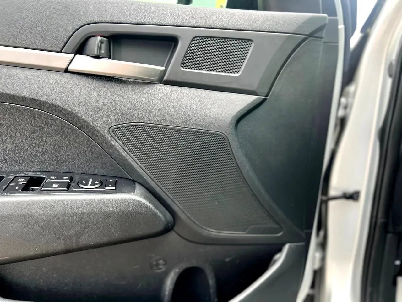 Used 2019 Hyundai Elantra SE w/ Cargo Package image 14