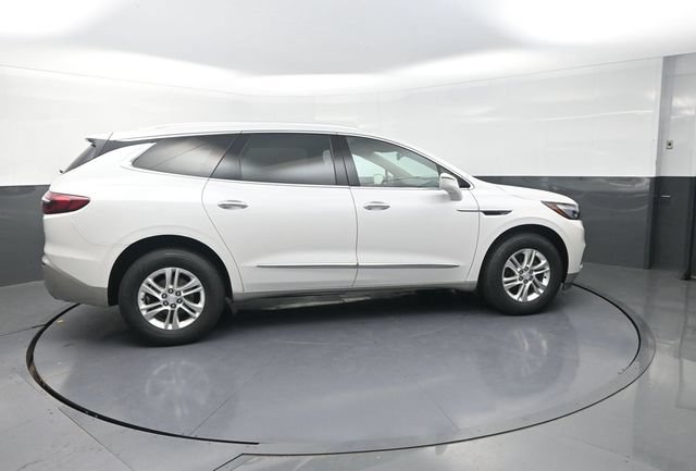 Used 2019 Buick Enclave Essence FWD image 11