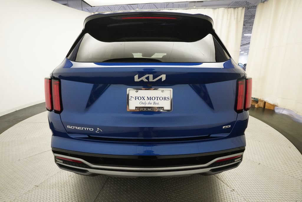 Used 2023 Kia Sorento SX AWD/4WD image 26