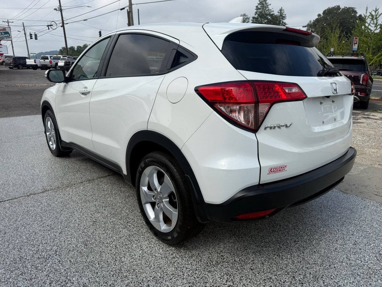 Used 2016 Honda HR-V EX image 18