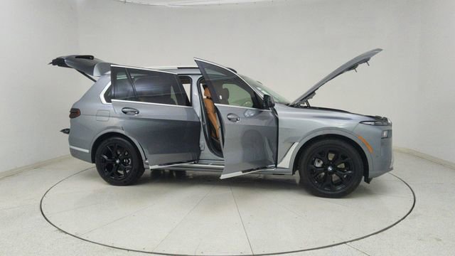 Used 2026 BMW X7 xDrive40i image 73