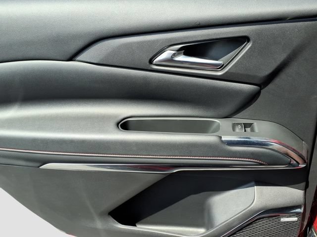 Used 2025 Chevrolet Traverse RS w/ LPO, Floor Liner Package FWD image 15