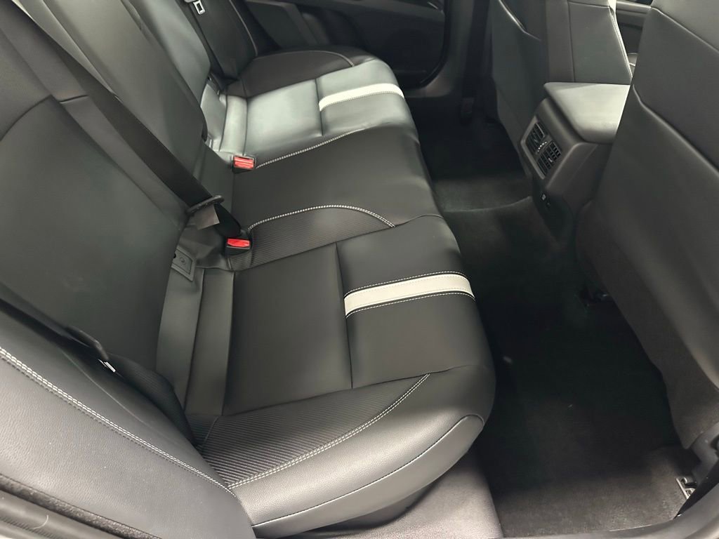 Used 2026 Toyota Camry SE image 54