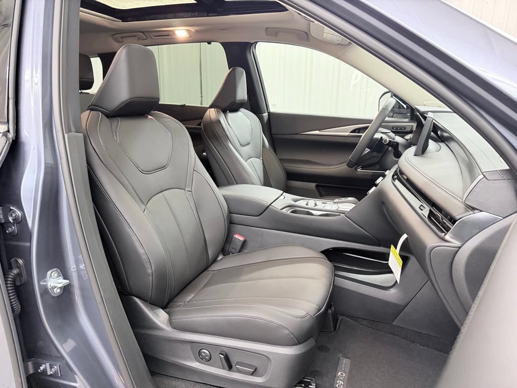 Certified 2026 INFINITI QX60 Luxe w/ Cargo Package FWD image 45