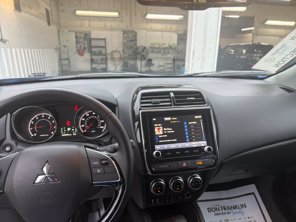 Used 2026 Mitsubishi Outlander Sport LE AWD/4WD image 20