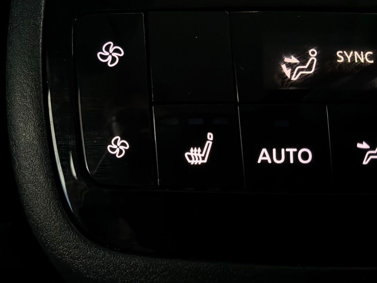 Used 2026 INFINITI QX60 Luxe FWD image 14