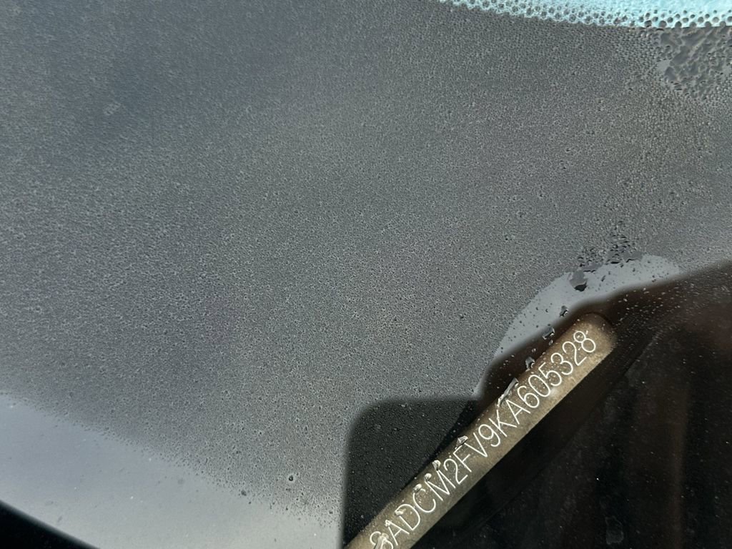 Used 2019 Jaguar F-PACE S image 3