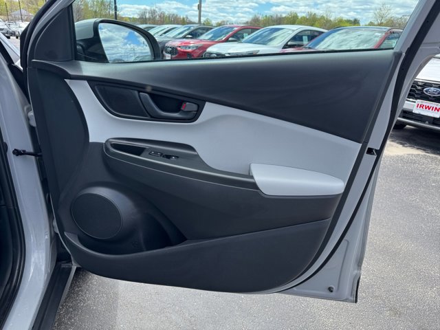 Used 2023 Hyundai Kona SEL AWD/4WD image 27
