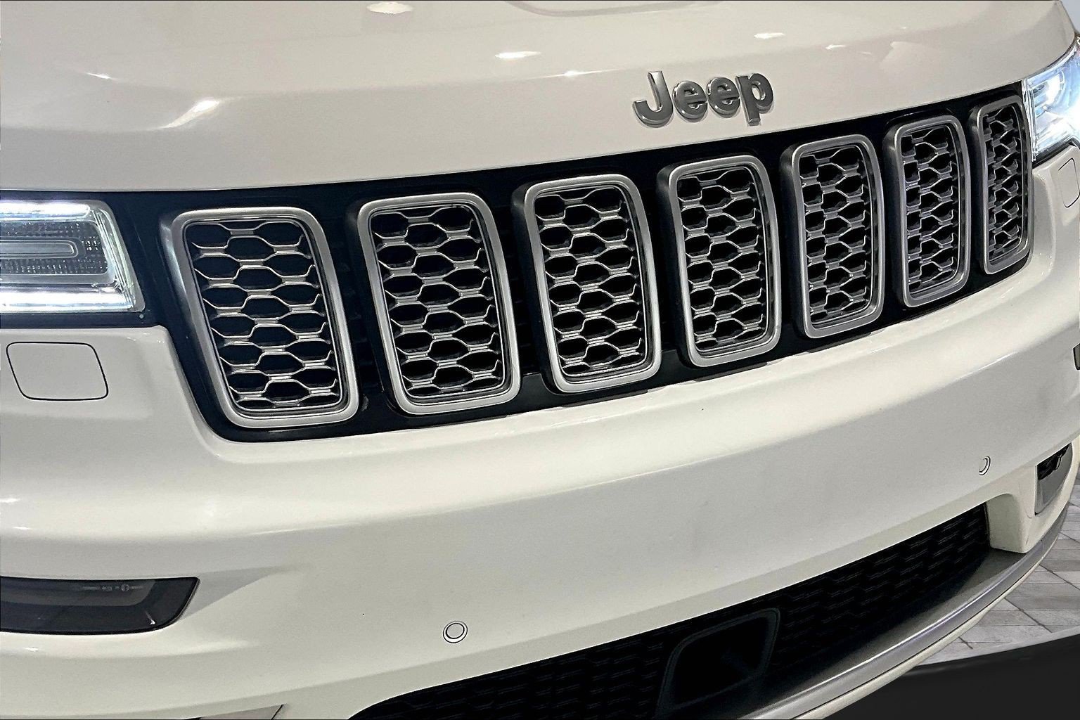 Used 2018 Jeep Grand Cherokee Summit w/ Platinum Series Group AWD/4WD image 33