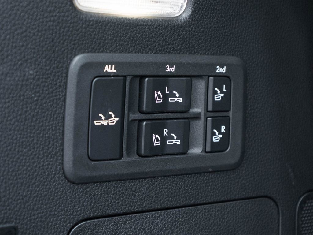 Used 2023 Lexus LX 600 4WD w/ Appearance Package image 44