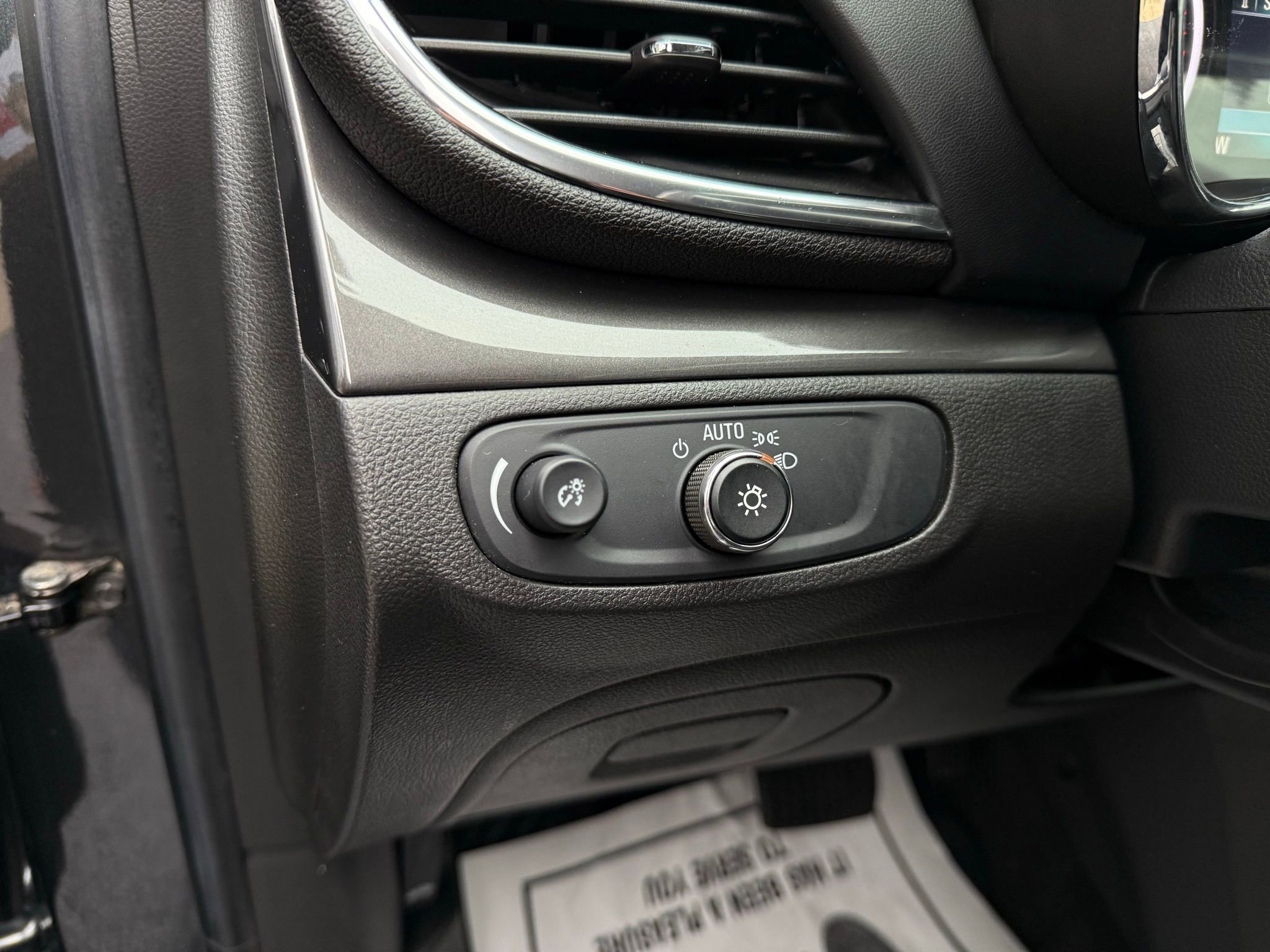 Used 2017 Buick Encore Preferred image 40