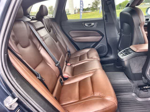 Used 2021 Volvo XC60 T5 Inscription w/ Advanced Package FWD image 14
