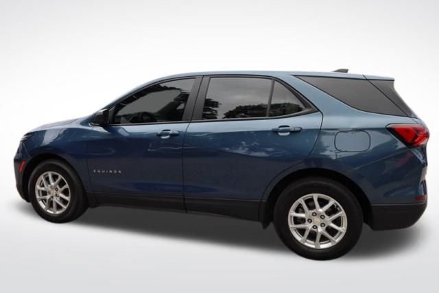 Certified 2024 Chevrolet Equinox LS w/ LS Convenience Package image 6