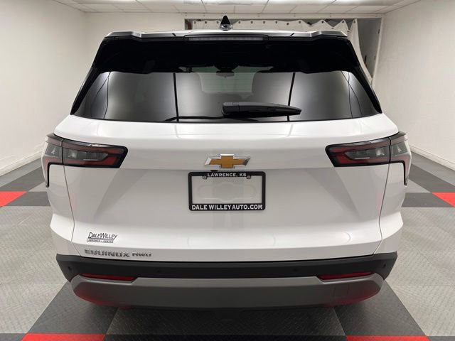 New 2026 Chevrolet Equinox LT w/ Convenience Package II AWD/4WD image 5