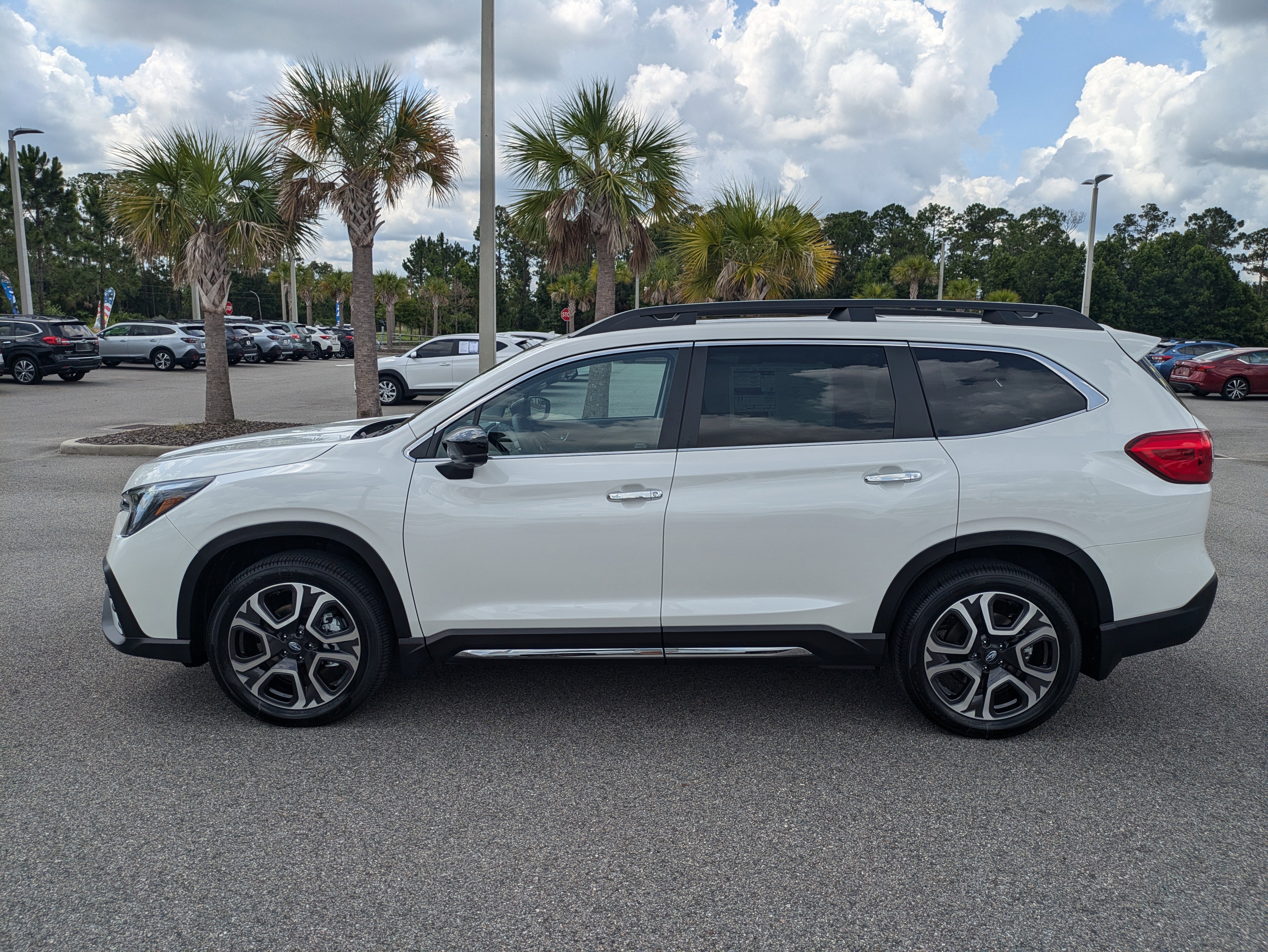 Used 2025 Subaru Ascent Touring w/ Popular Package #1 image 7