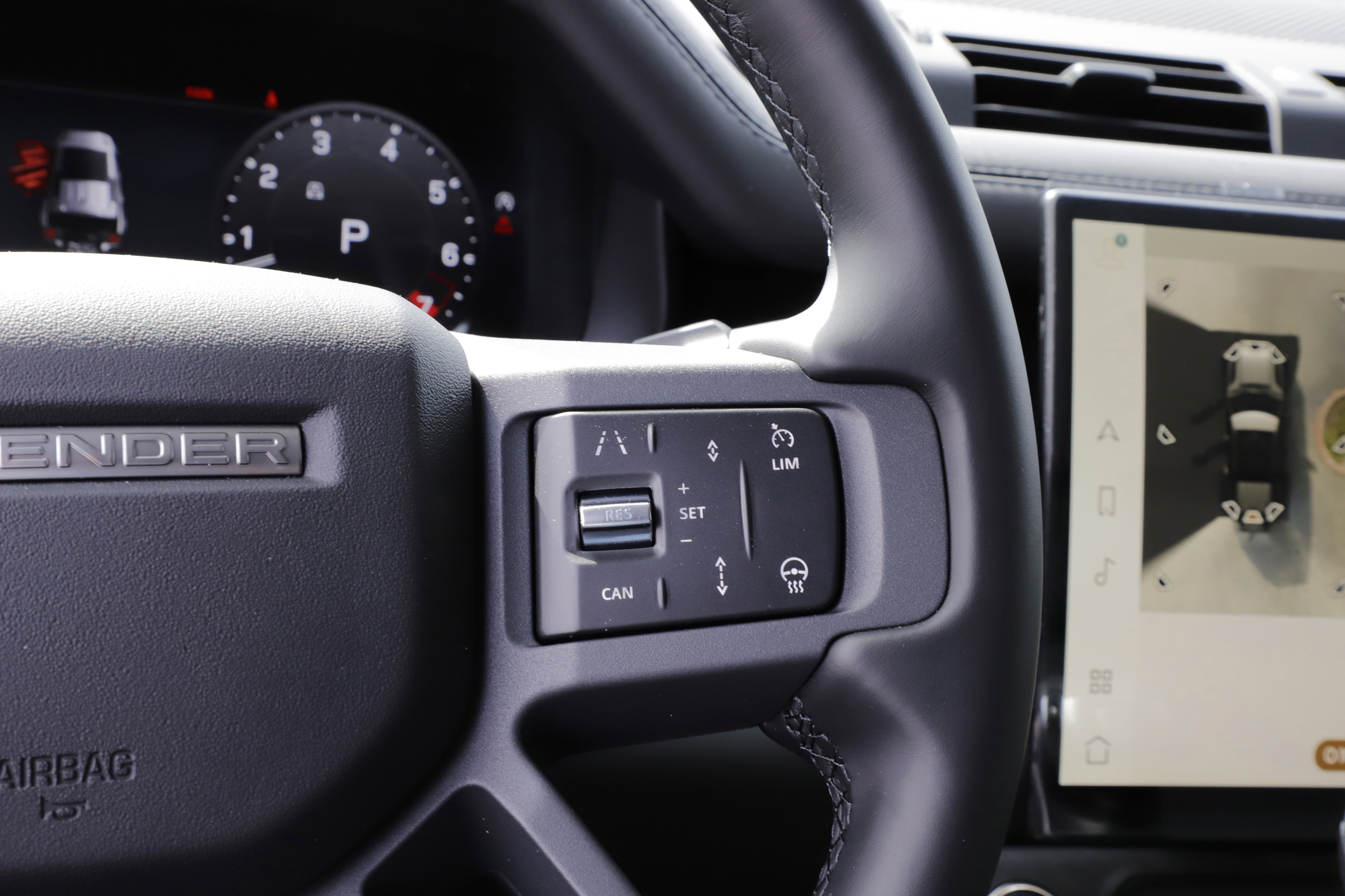 New 2026 Land Rover Defender 110 X-Dynamic SE image 24