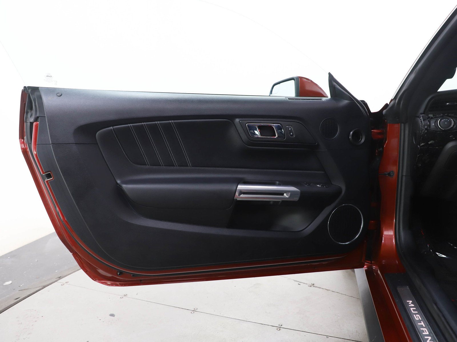 Used 2015 Ford Mustang GT Premium w/ Enhanced Security Package RWD image 17