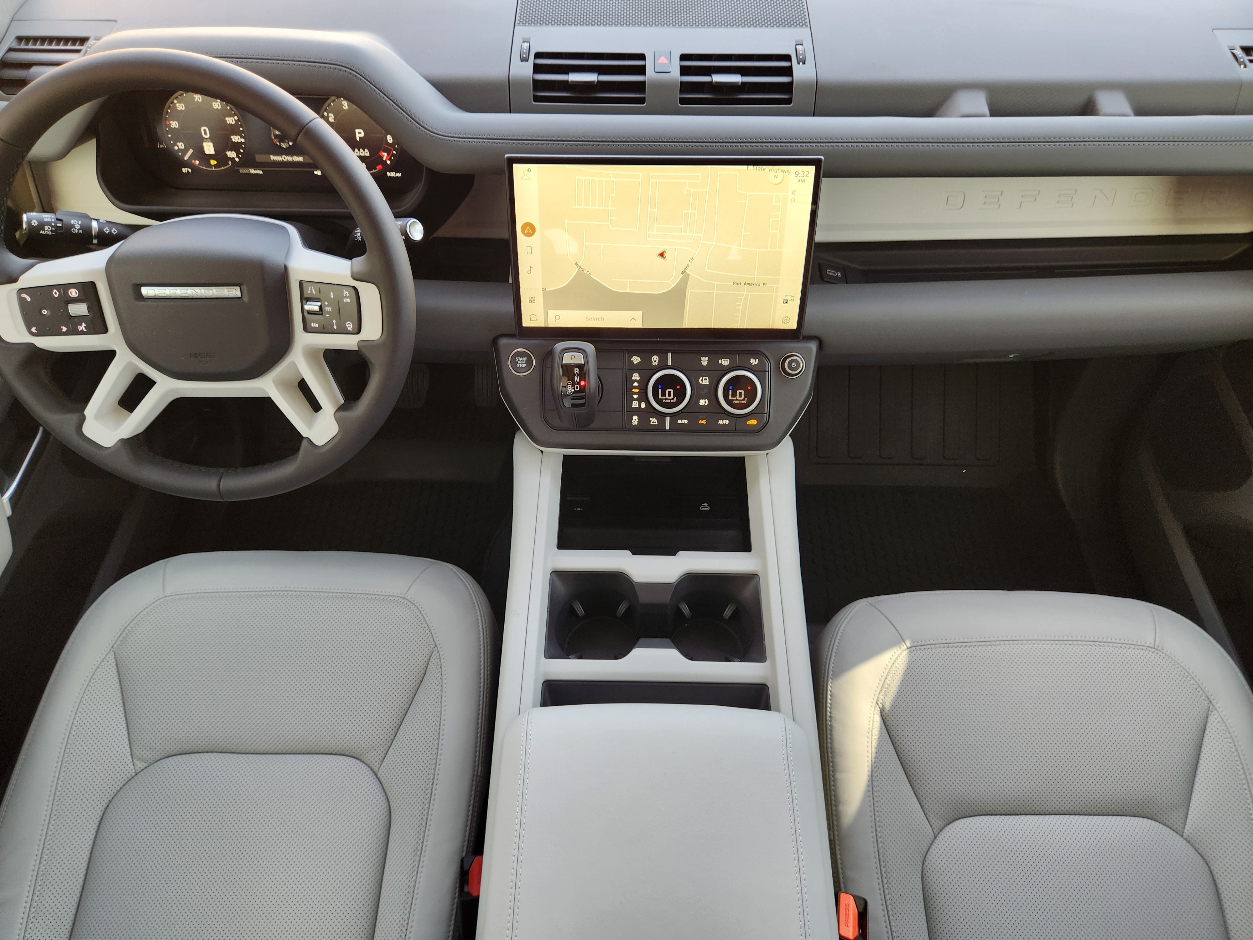 New 2026 Land Rover Defender 110 X-Dynamic SE AWD/4WD image 27