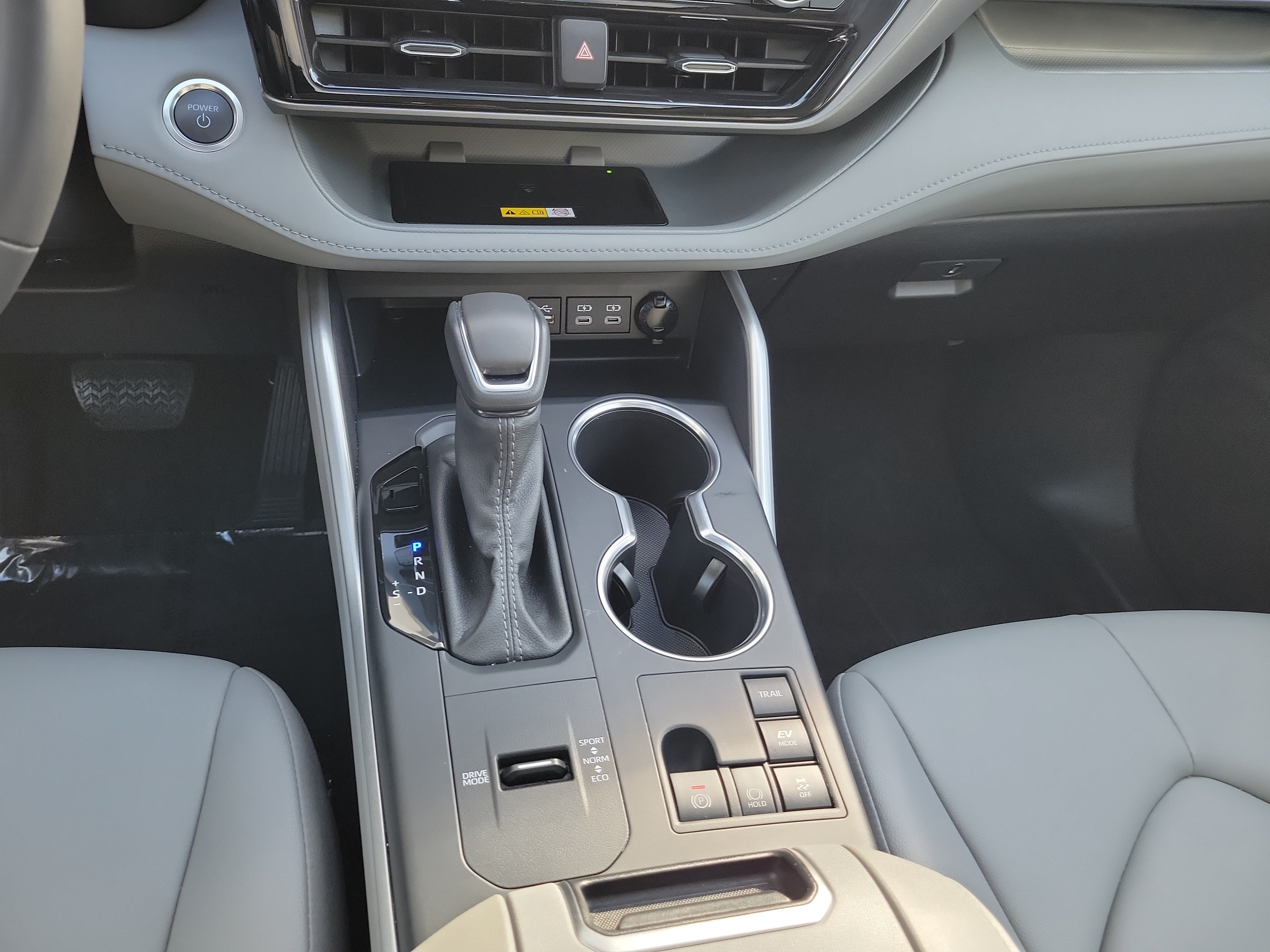 Certified 2025 Toyota Highlander XLE AWD/4WD image 22