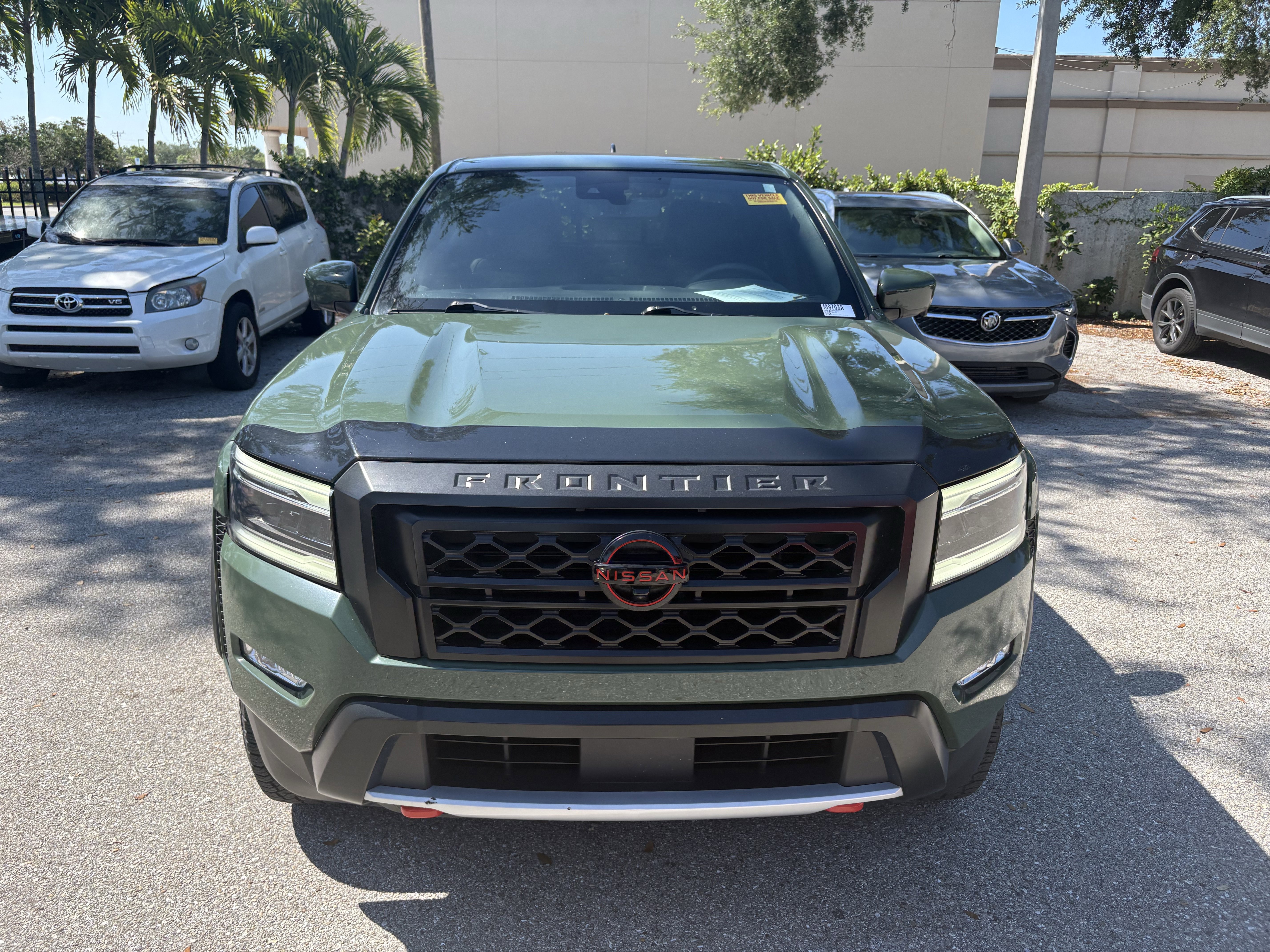 Used 2023 Nissan Frontier Pro-X w/ Pro-X Premium Package image 2