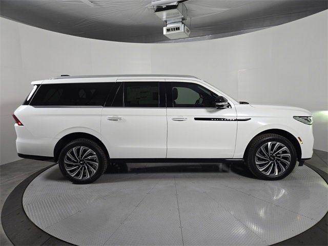 New 2026 Lincoln Navigator L Black Label image 3