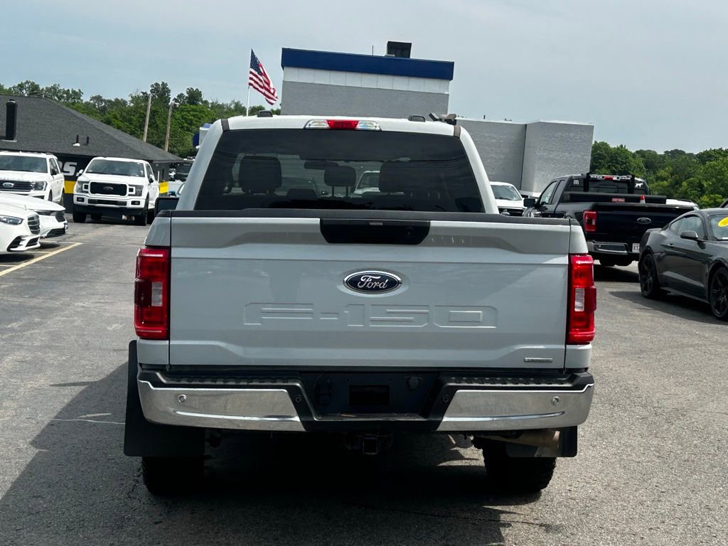 Used 2023 Ford F150 XLT w/ Trailer Tow Package image 4