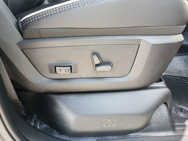 New 2026 RAM 3500 Big Horn w/ Laramie Trim Package image 25