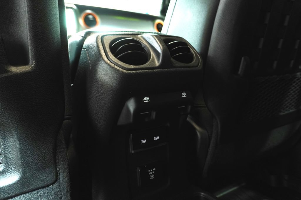 Used 2022 Jeep Gladiator Mojave w/ LED Lighting Group AWD/4WD image 14