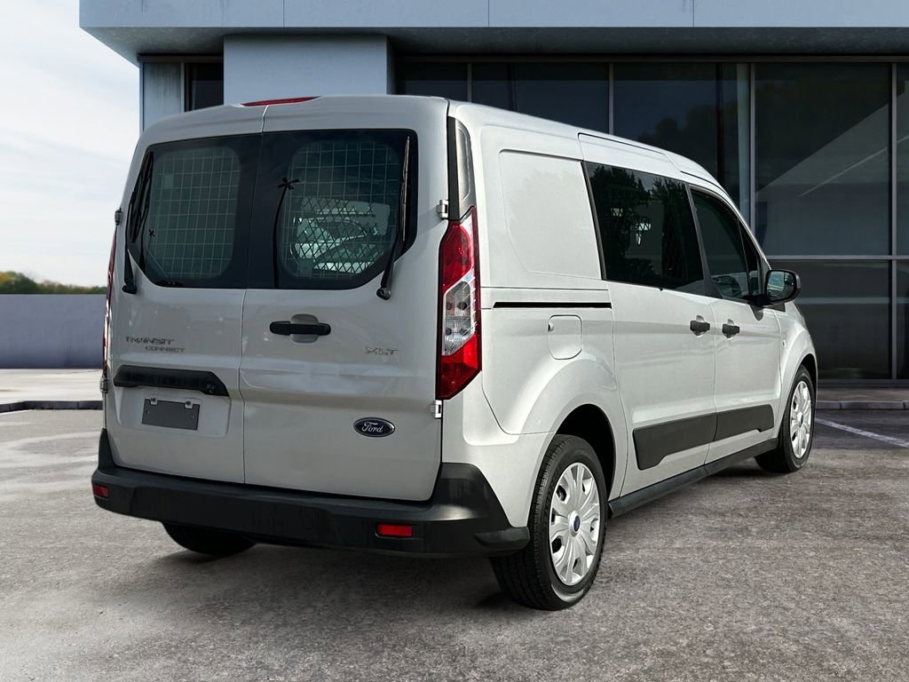 Used 2022 Ford Transit Connect XLT image 6