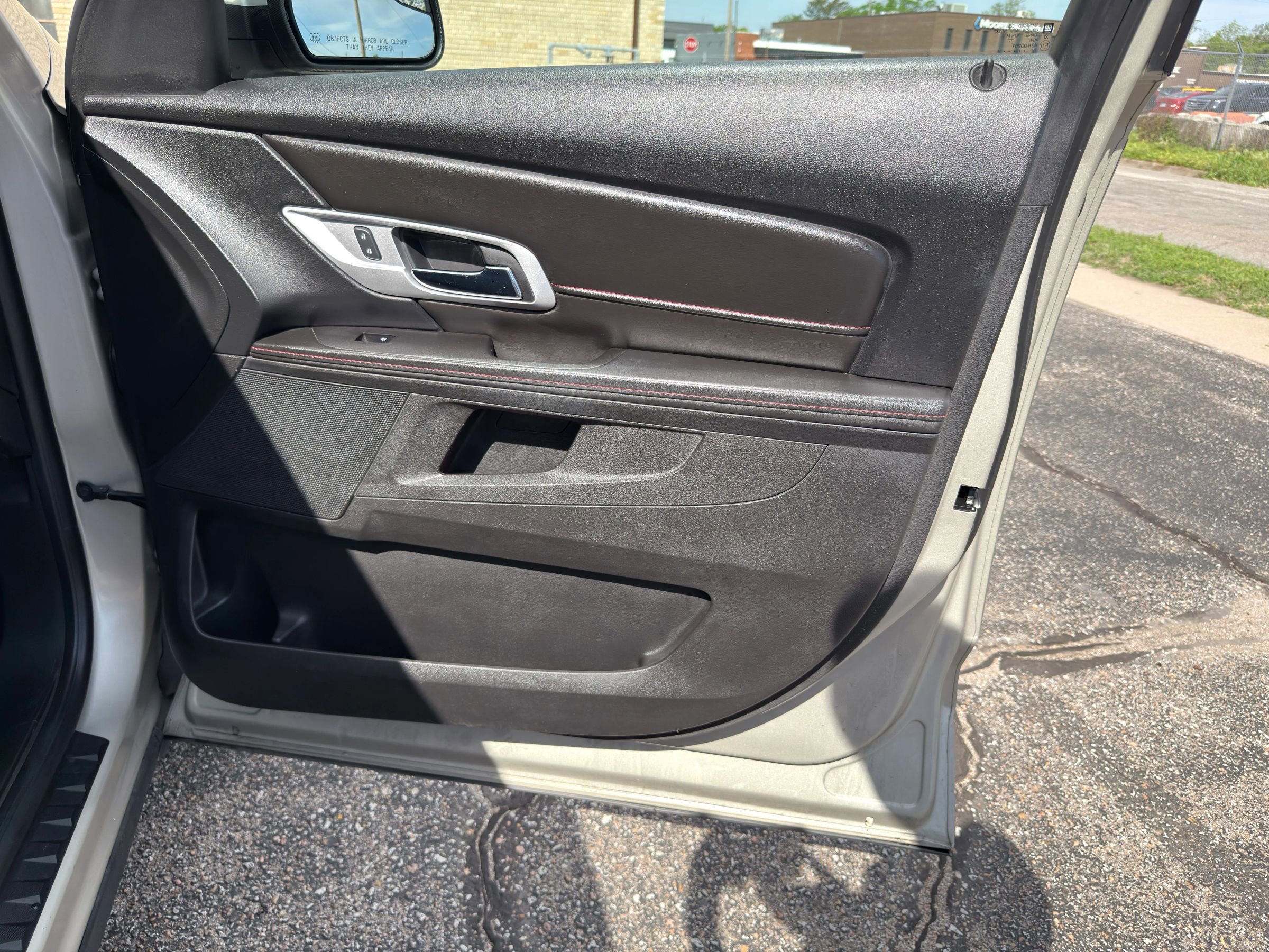Used 2014 GMC Terrain SLE FWD image 24