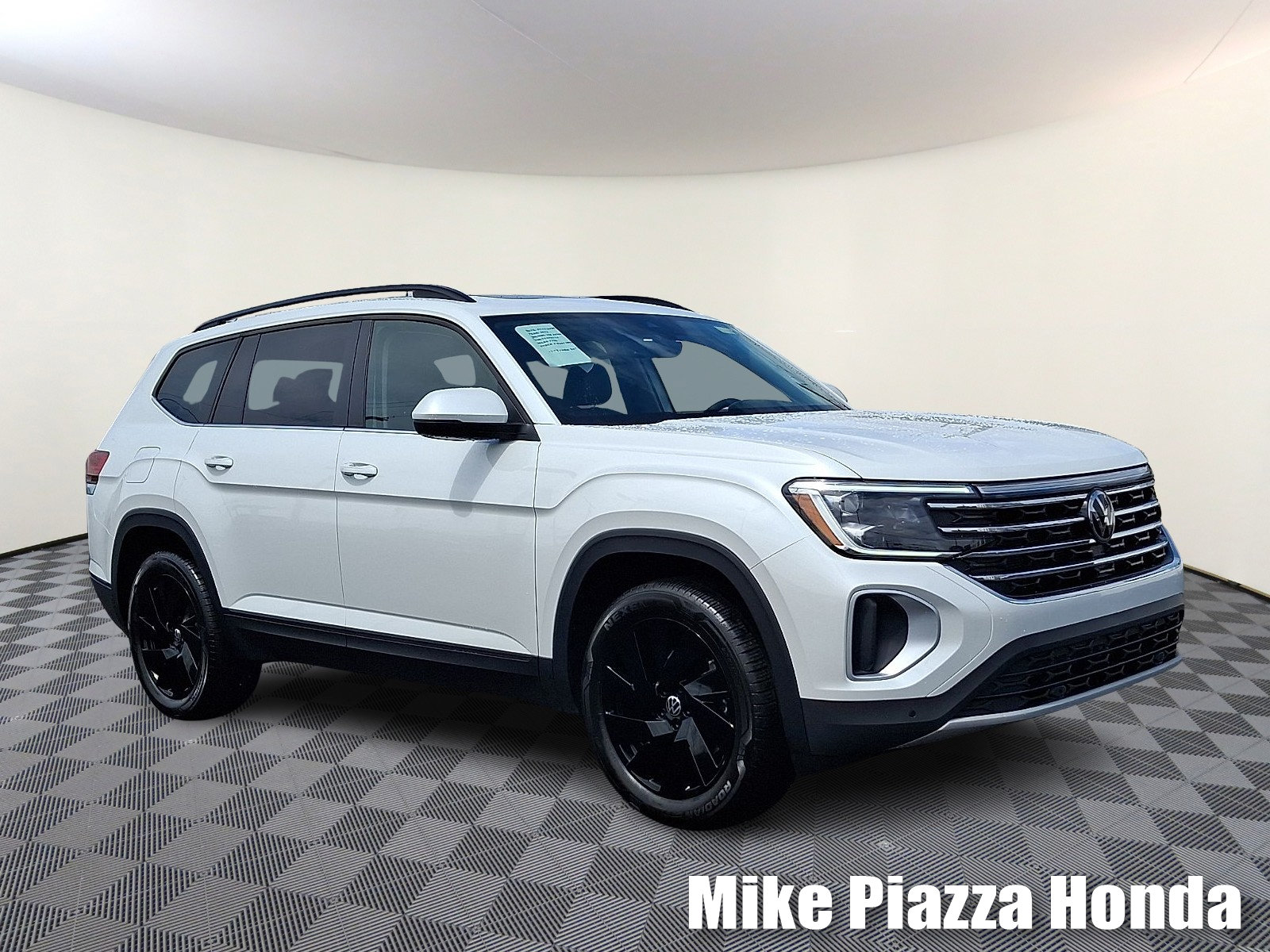 Used 2026 Volkswagen Atlas SE