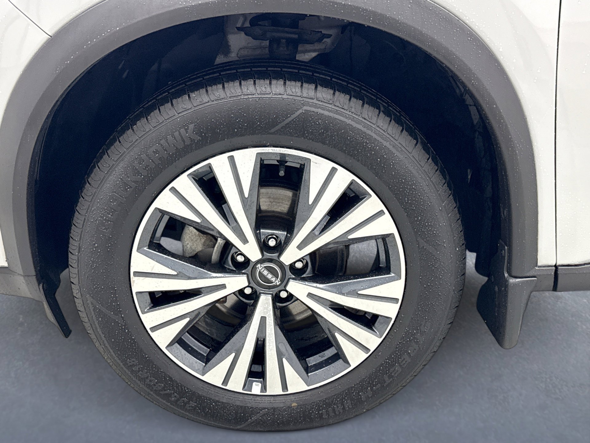 Used 2023 Nissan Rogue SV w/ SV Premium Package image 23