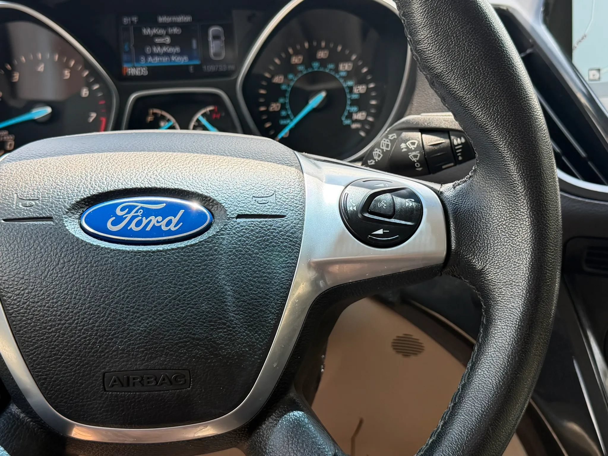 Used 2016 Ford Escape Titanium FWD image 30