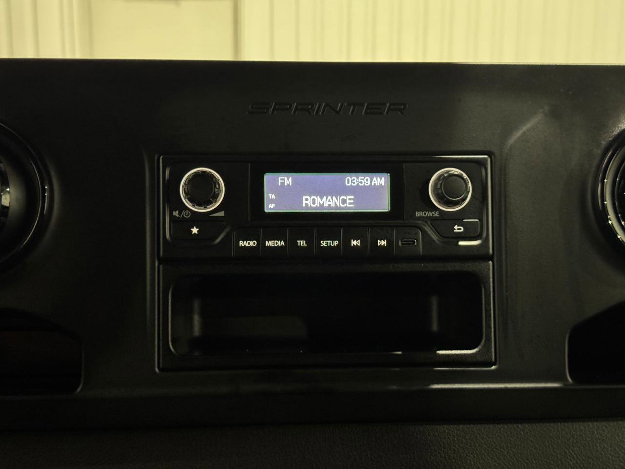 Used 2021 Mercedes-Benz Sprinter 2500 image 19