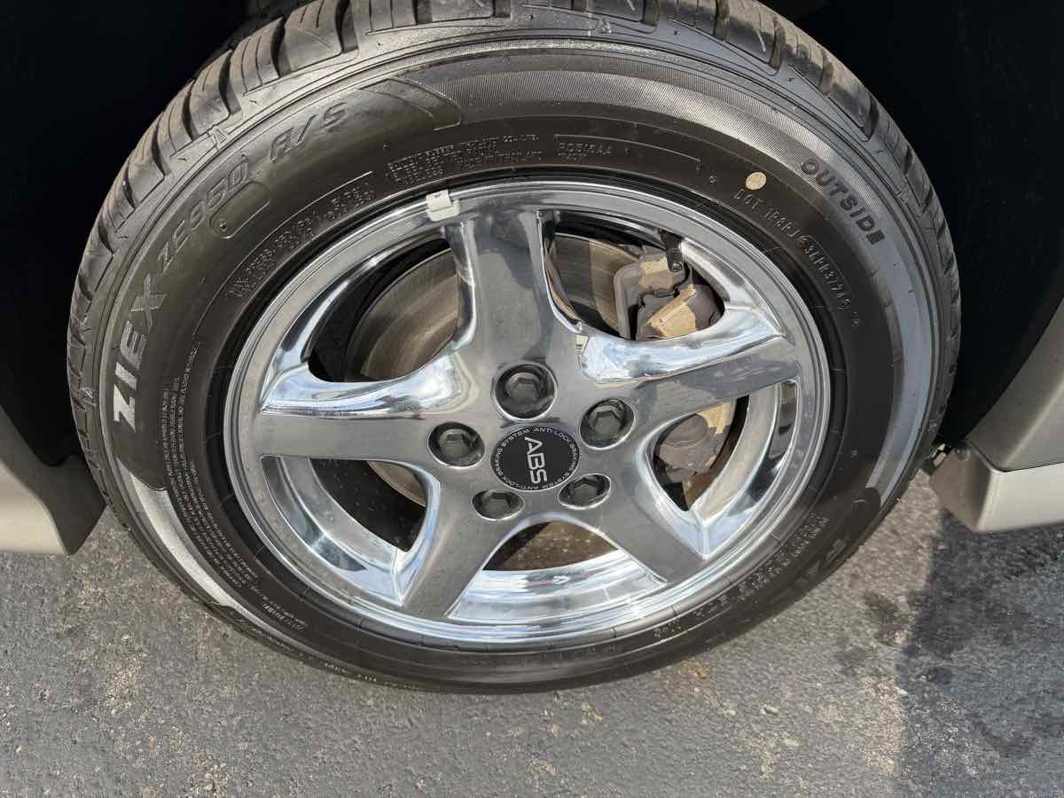 Used 2000 Pontiac Firebird Formula w/ Security Pkg RWD image 9