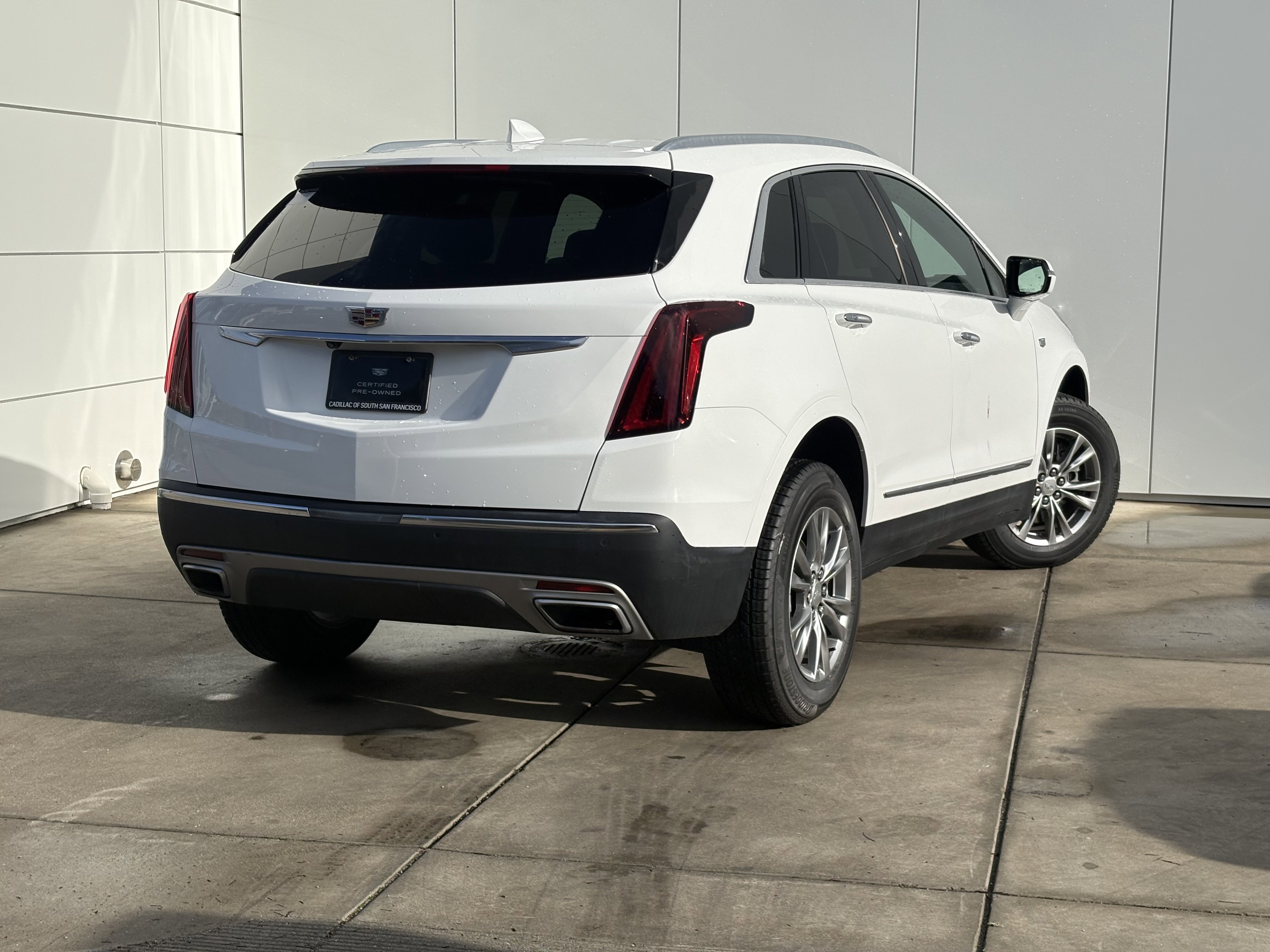 Certified 2023 Cadillac XT5 Premium Luxury image 7