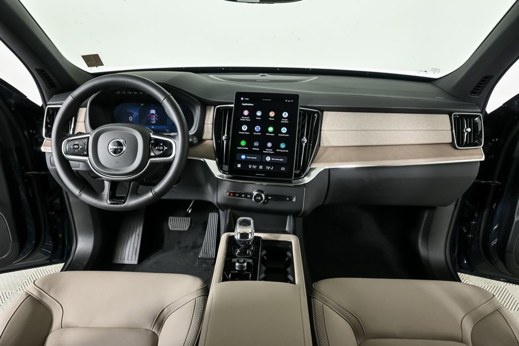 Used 2026 Volvo XC90 B6 Plus w/ Protection Package Premier image 20