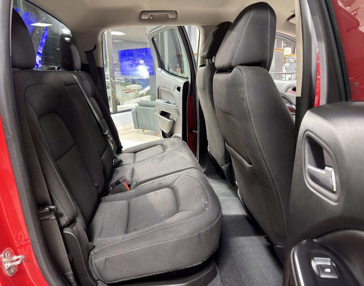 Used 2019 GMC Canyon SLE image 38