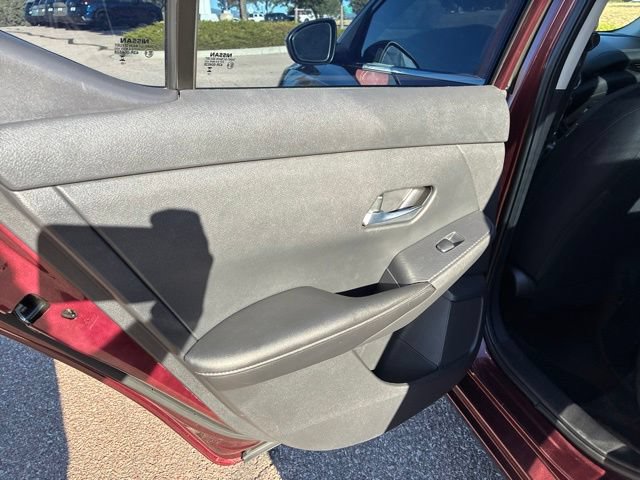 Used 2023 Nissan Sentra SV FWD image 20