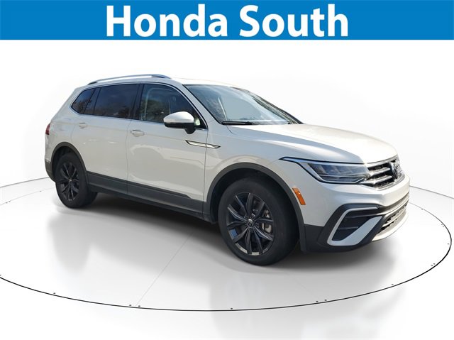 Used 2024 Volkswagen Tiguan SE