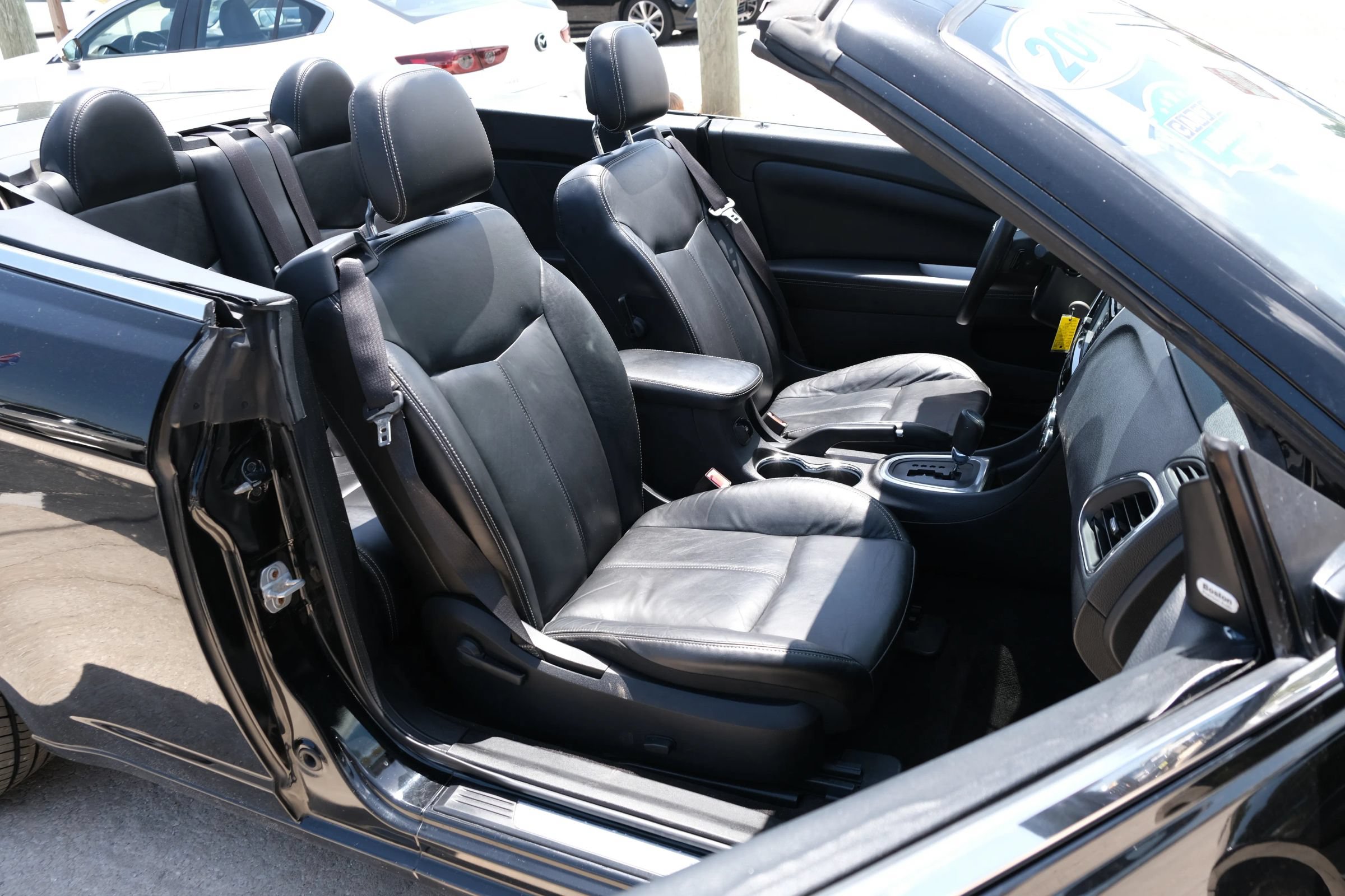 Used 2011 Chrysler 200 Limited FWD image 11