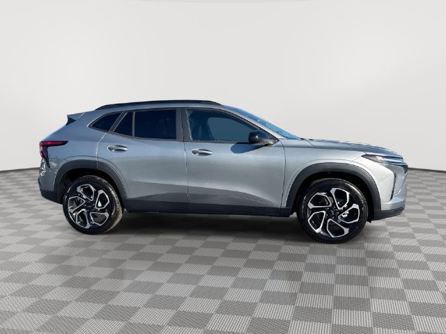 New 2026 Chevrolet Trax RS w/ Driver Confidence Package FWD image 13