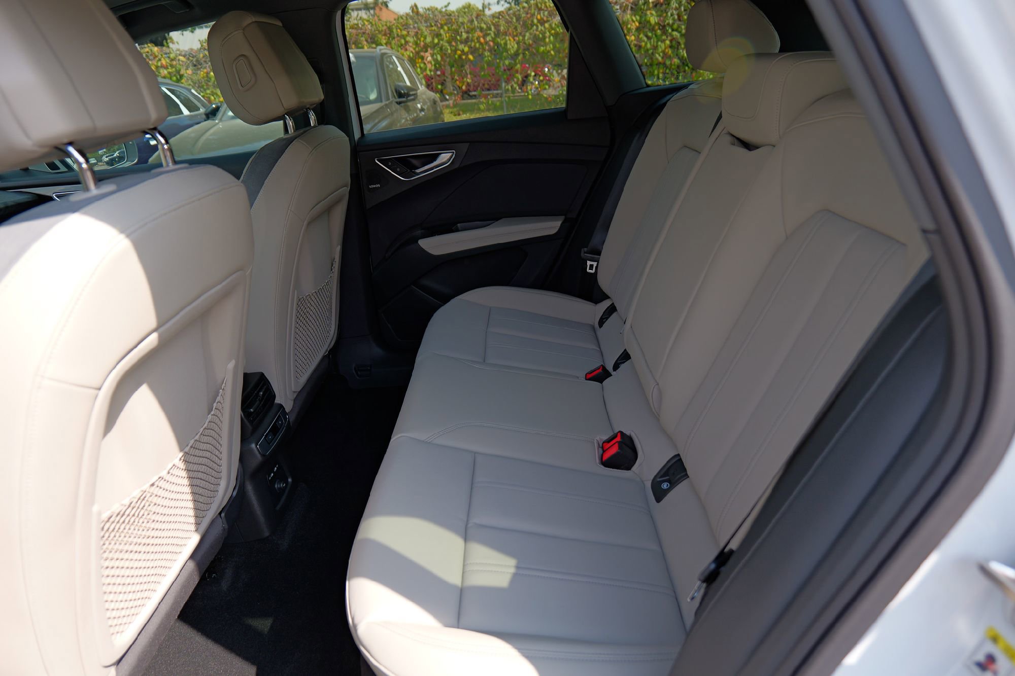 New 2026 Audi Q4 e-tron Premium Plus image 28