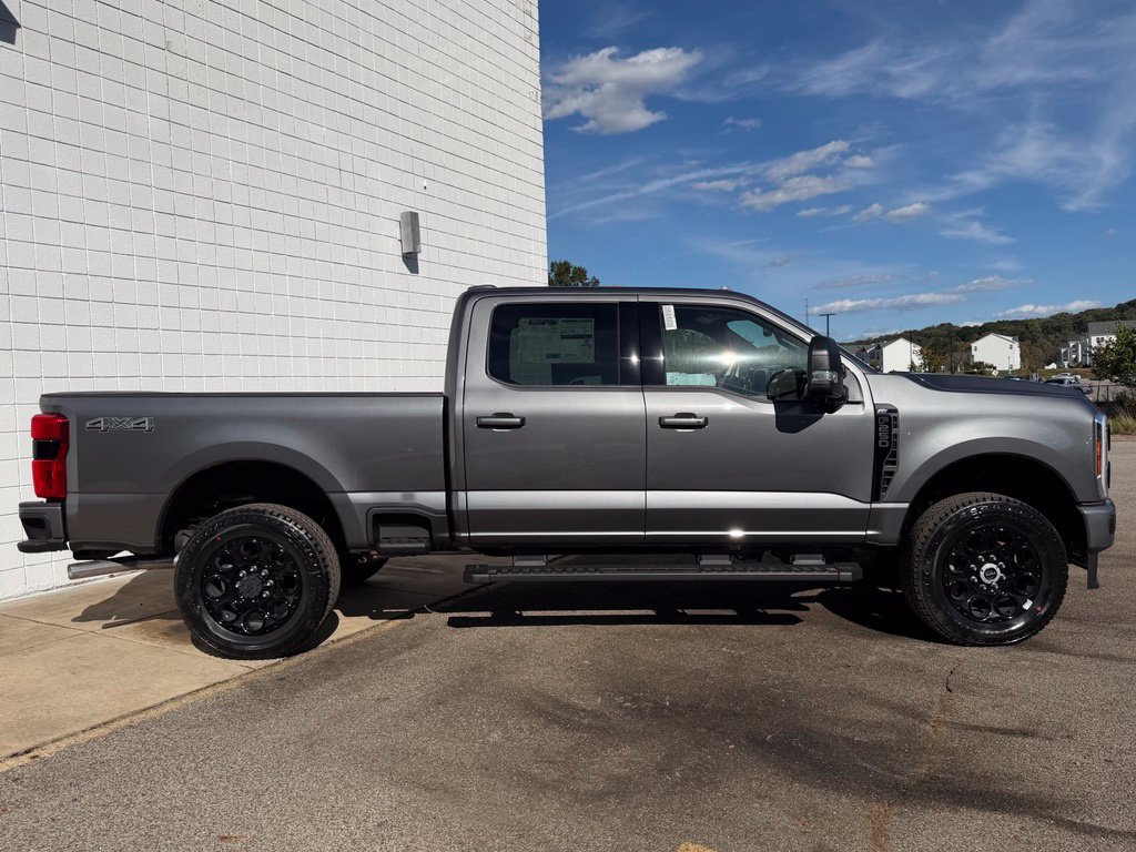 New 2027 Ford F250 XLT w/ XLT Premium Package AWD/4WD image 4